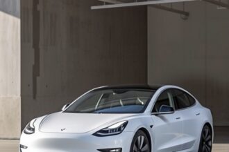 Tesla Model 3Te Yangin Riski Icin Geri Cagirma Hamlesi Elektrikli Sedanlarda Guvenlik Detayi Gundemde 1779281813